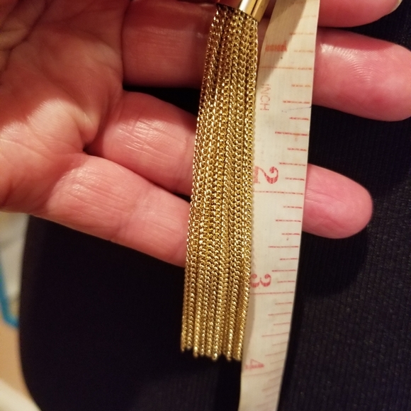 Vince Camuto Serpentine Gold Tassle Necklace - Picture 3 of 8